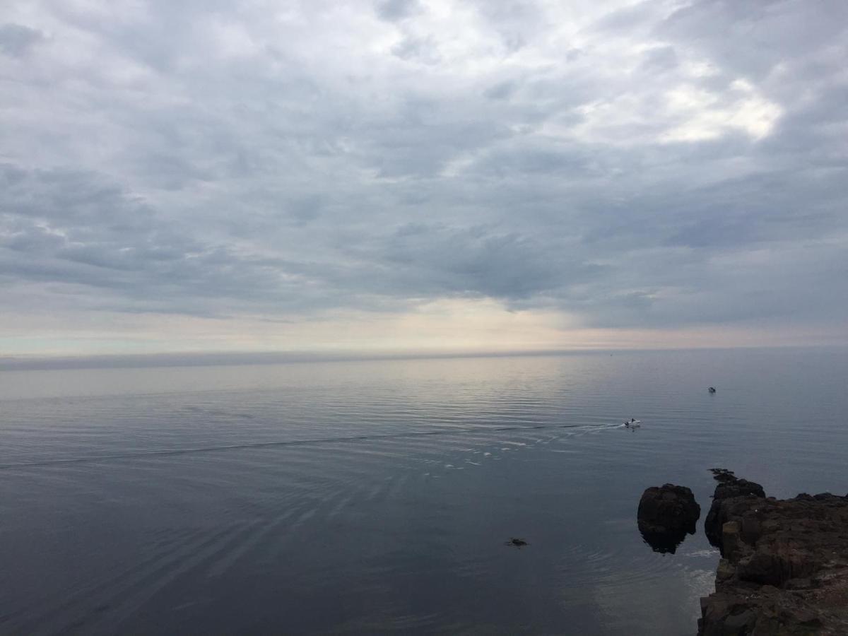 Deep Blue Guest House Sozopol Esterno foto